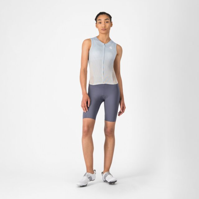 🔥 Triatlonseizoen is gestart! 🏊‍♂️🚴‍♂️🏃‍♂️

Of je nu begint of al een pro bent: bij Shop2Run vind je alles wat je nodig hebt voor je volgende triatlon. Alles voor zwemmen-lopen-fietsen, voeding en accessoires.

🐬Wetsuits kan je ons zwembad testen, maak hiervoor een afspraak 🔗in bio

📍 Kom langs en ontdek ons aanbod!

➡️ Vraag naar ons persoonlijk advies!

#Triatlon #TriatlonShop #Shop2Run #ironman